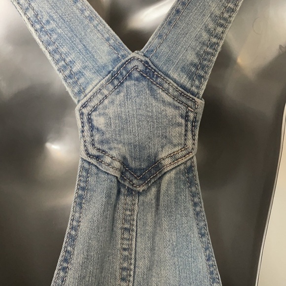 Mossimo Supply Co. Light Blue Distressed Women Jeans Overalls - Picture 3 of 11